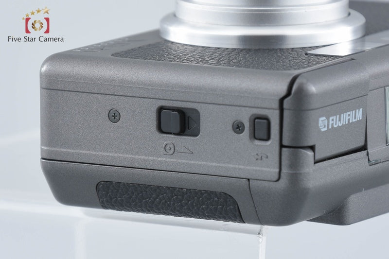 FUJIFILM NATURA CLASSICA 35mm Point & Shoot Film Camera