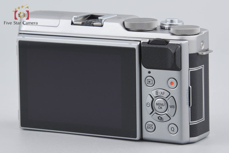 Fujifilm X-A5 Silver 24.2 MP Digital Mirrorless Camera 15-45 Lens w/ Box