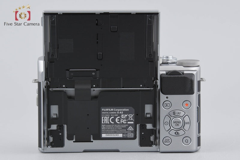 Fujifilm X-A5 Silver 24.2 MP Digital Mirrorless Camera 15-45 Lens w/ Box