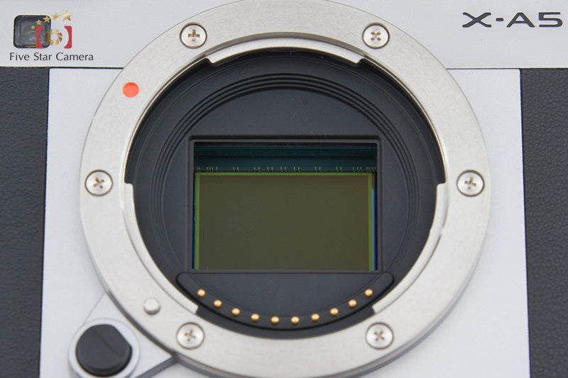 Fujifilm X-A5 Silver 24.2 MP Digital Mirrorless Camera 15-45 Lens w/ Box