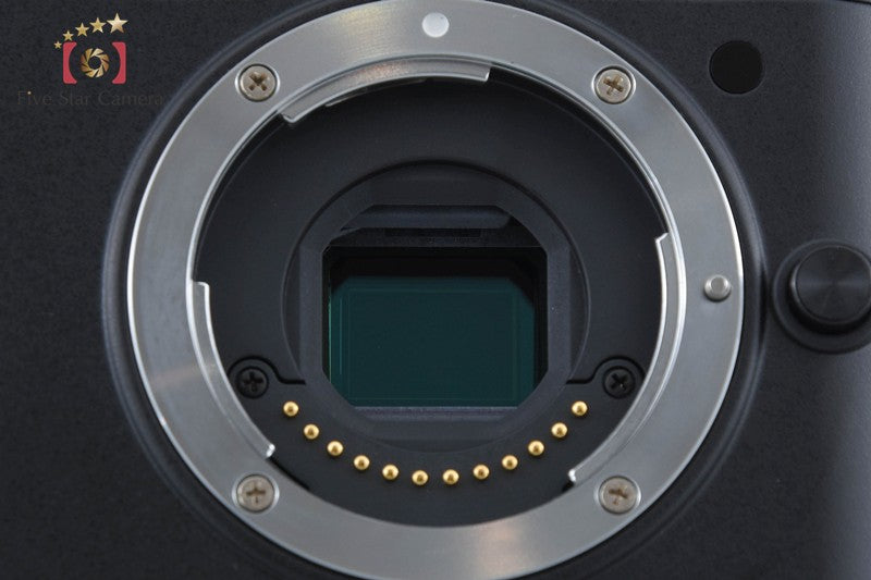 "Count 3,710" Nikon 1 V1 Black 10.1 MP Digital SLR Camera 10-30mm VR Lens