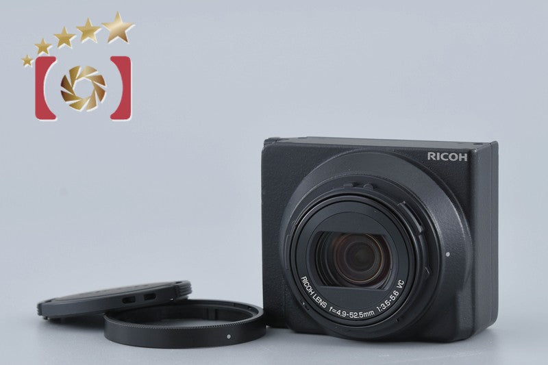 Ricoh P10 28-300mm f/3.5-5.6 VC