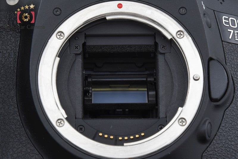 Canon EOS 7D 18.0 MP Digital SLR Camera Body + BG-E7 Battery Grip