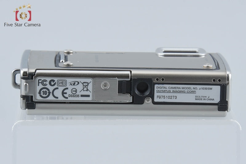 Olympus μ1030SW Metal Silver 10.1 MP Digital Camera