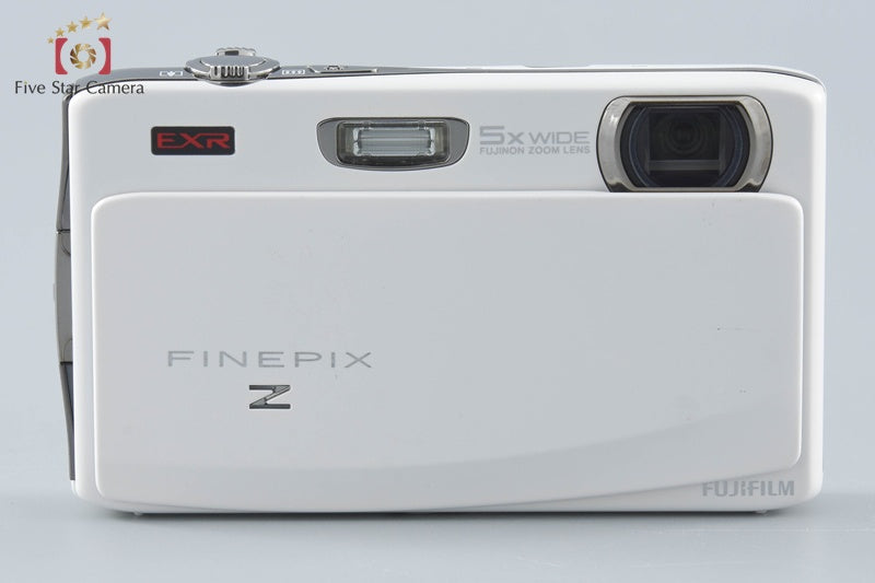 Fujifilm FinePix Z900EXR White 16.0 MP Digital Camera