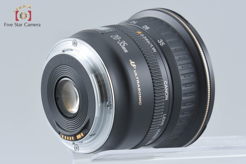 Canon EF 20-35mm f/3.5-4.5 USM