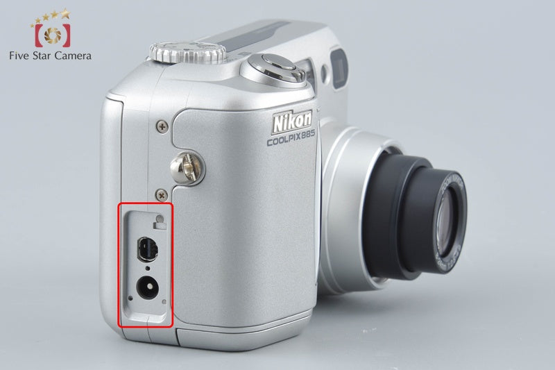 Nikon COOLPIX 885 Silver 3.2 MP Digital Camera