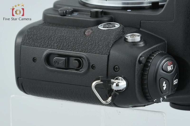 Nikon F100 35mm SLR Film Camera Body