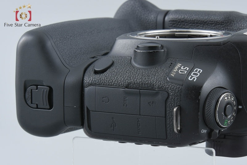 Canon EOS 5D Mark IV 30.4 MP Full Frame Digital Camera + BG-E20 Battery Grip