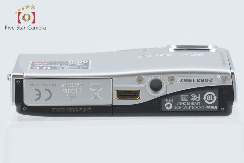 Nikon COOLPIX S50 Gloss Silver 7.2 MP Digital Camera from Japan