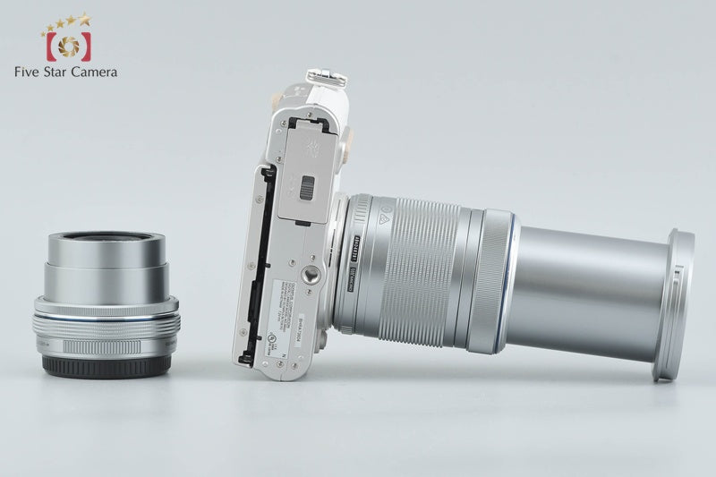 "Shutter count 82" Olympus PEN E-PL8 White 16.1 MP 14-42 40-150 Lenses