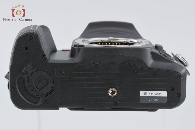 Minolta α-7 Maxxum 7 Dynax 7 35mm SLR Film Camera Body