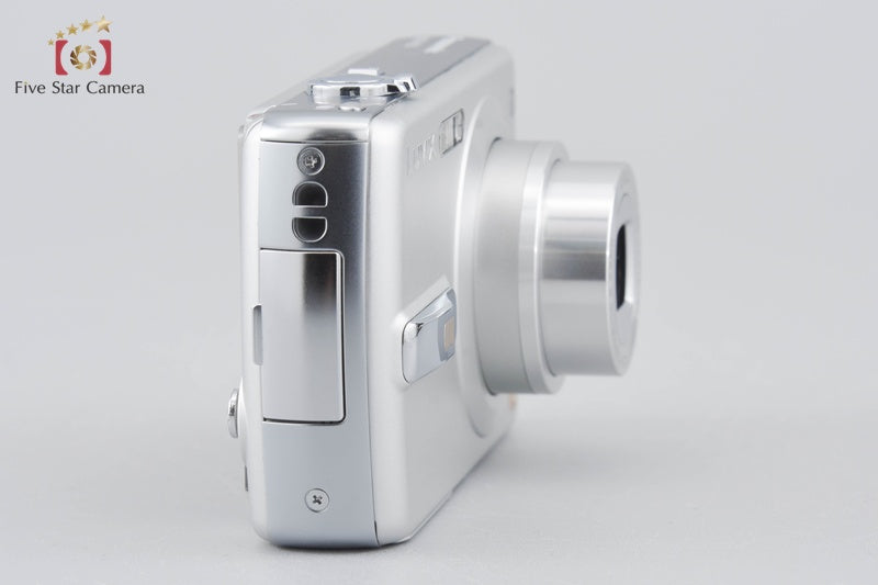 Panasonic LUMIX DMC-FX50 7.2 MP Silky Silver Digital Camera