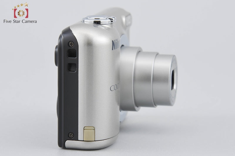 Nikon COOLPIX A10 Silver 16.2 MP Digital Camera