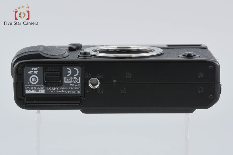 Fujifilm X-Pro1 16.3 MP Digital Mirrorless Camera Body
