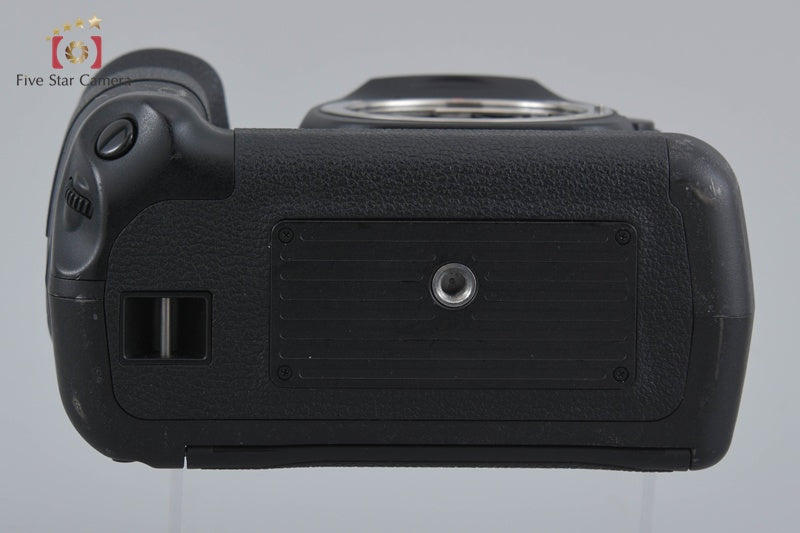 Canon EOS 5D Mark II 21.1 MP Full Frame DSLR Camera + BG-E6 Battery Grip