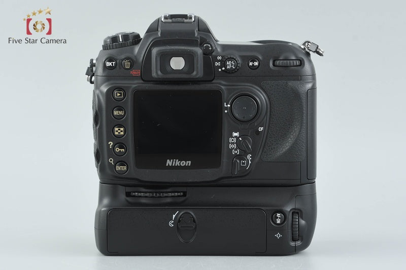 Nikon D200 10.2 MP DSLR Camera + MB-D200 Multi Power Buttery Pack