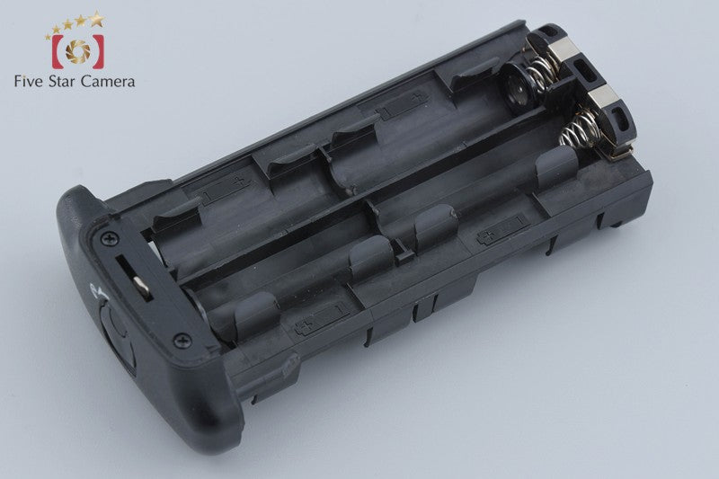 Nikon MB-40 Multi Power Battery Pack w/ Box