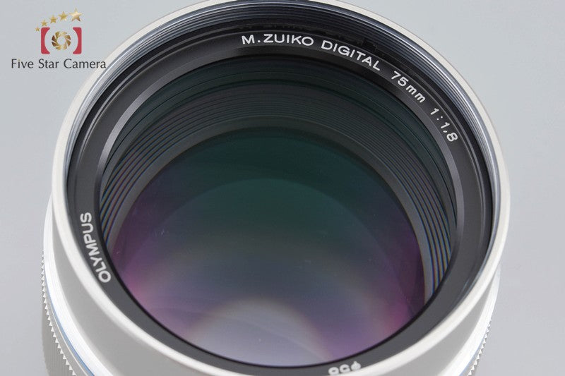 Olympus M.ZUIKO DIGITAL ED 75mm f/1.8 Silver