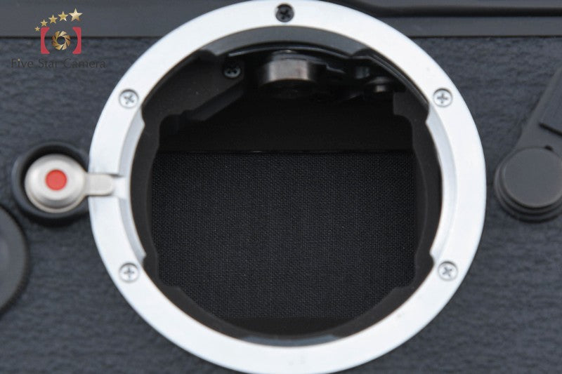 Leica M6 Black 35mm Rangefinder Film Camera Body