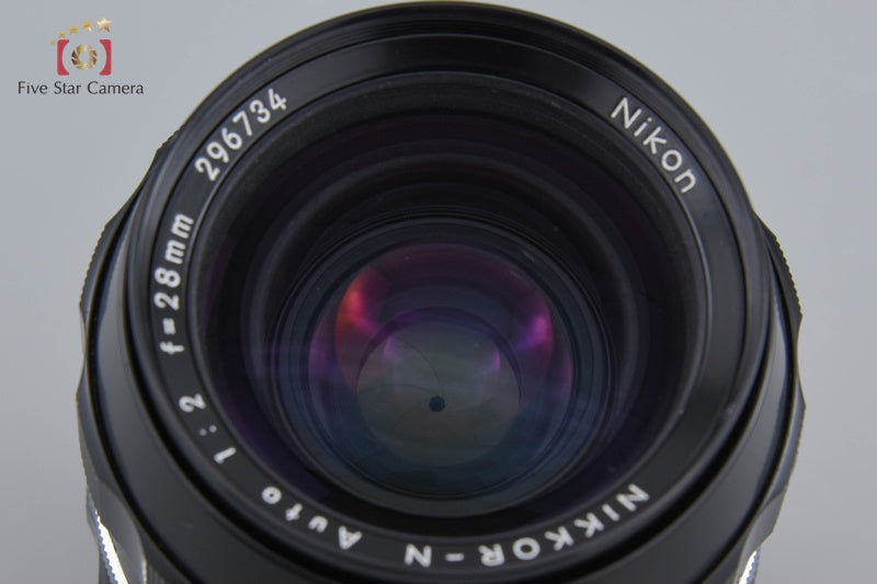 Nikon NIKKOR-N Auto 28mm f/2 Non Ai Lens + M2 Close-up Ring