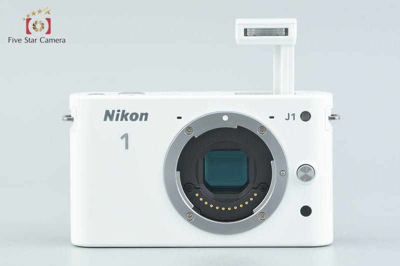"Shutter count 945" Nikon 1 J1 White 10.1 MP Digital Camera 10-30 Lens