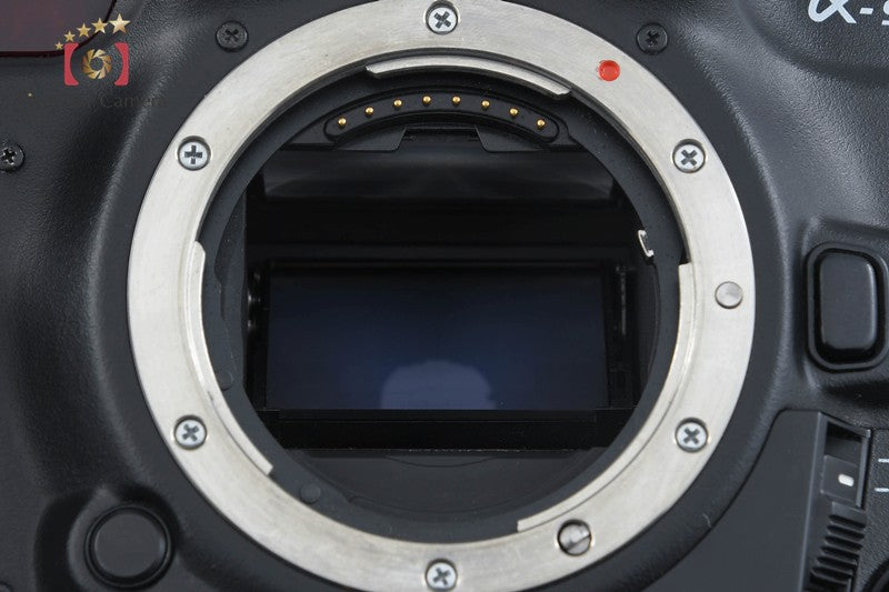 Minolta α-9 Maxxum 9 Dynax 9 SLR 35mm Film Camera + VC-9 Battery Grip