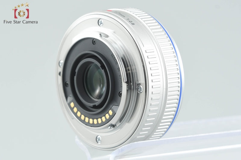 Olympus M.ZUIKO DIGITAL 17mm f/2.8 Silver