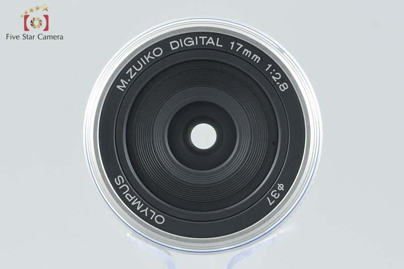 Olympus M.ZUIKO DIGITAL 17mm f/2.8 Silver