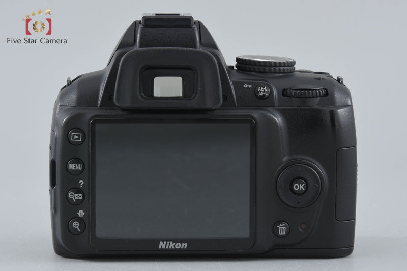 "Shutter count 3,572" Nikon D3000 10.2 MP Digital SLR Camera 18-55 Lens