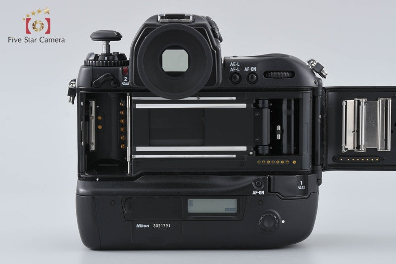 Nikon F5 35mm SLR Film Camera Body + MF-28 Data Back