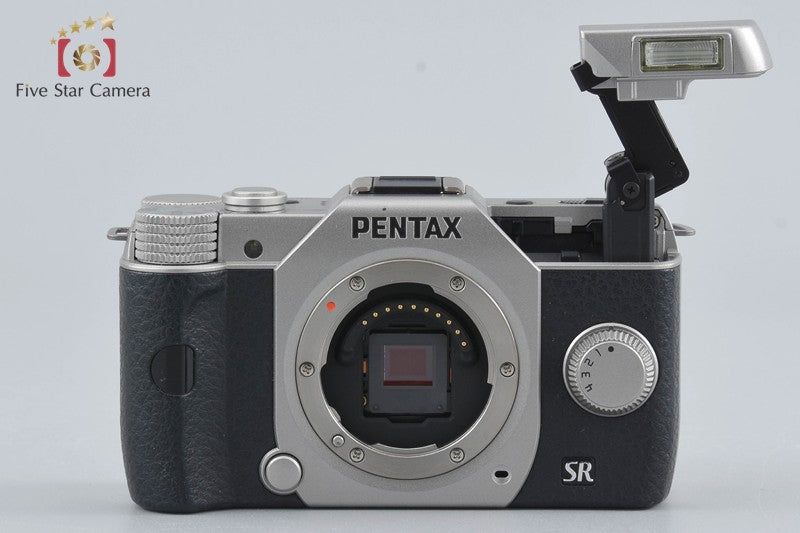 "Shutter count 2,214" PENTAX Q10 Silver 12.4 MP Digital Camera 5-15 Lens