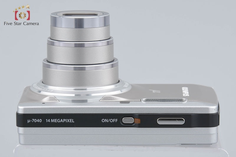 Olympus μ-7040 Titanium Silver 14.0 MP Digital Camera w/ Box