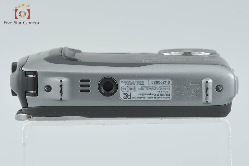 Fujifilm FINEPIX XP140 Dark Silver 16.4 MP Digital Camera w/ Box