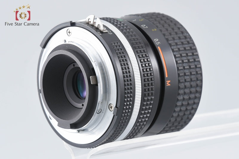 Nikon Ai-S Zoom NIKKOR 35-70mm f/3.3-4.5