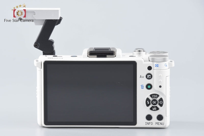 "Count 416" PENTAX Q White 12.4 MP Digital Mirrorless Camera 5-15 8.5 Lenses