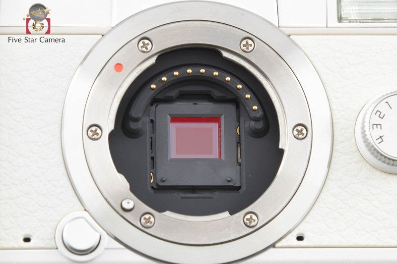 "Count 416" PENTAX Q White 12.4 MP Digital Mirrorless Camera 5-15 8.5 Lenses