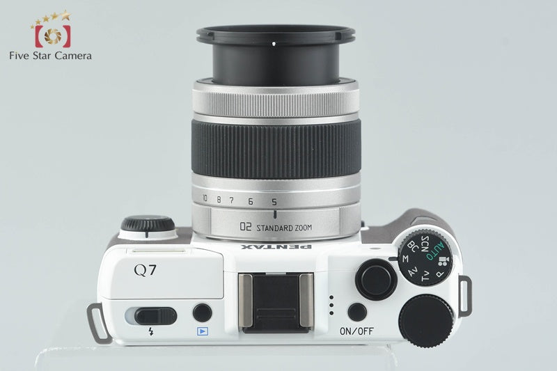 Shutter count 1,182 PENTAX Q7 White x Brown 12.4 MP Digital Camera 5-15 Lens