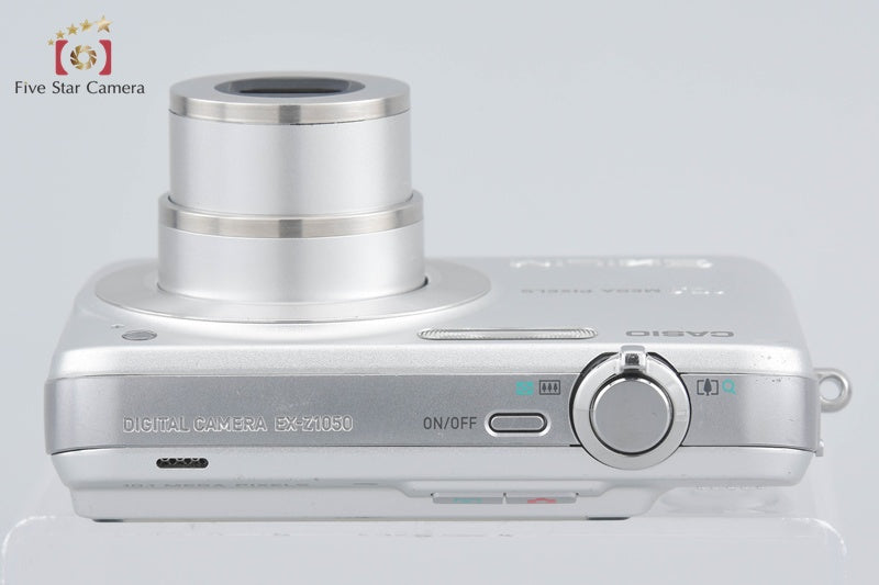Casio EXILIM ZOOM EX-Z1050 Silver 10.1 MP Digital Camera w/ Box