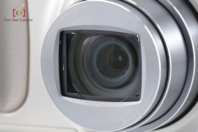 Fujifilm FINEPIX F660EXR Champagne Gold 16.0 MP Digital Camera