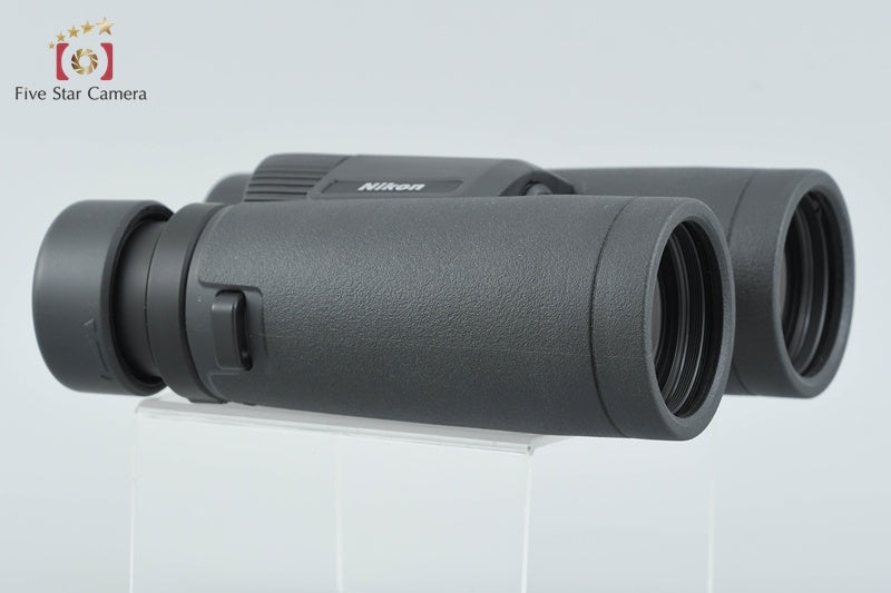 Nikon MONARCH M7 10x42 Binoculars w/ Box