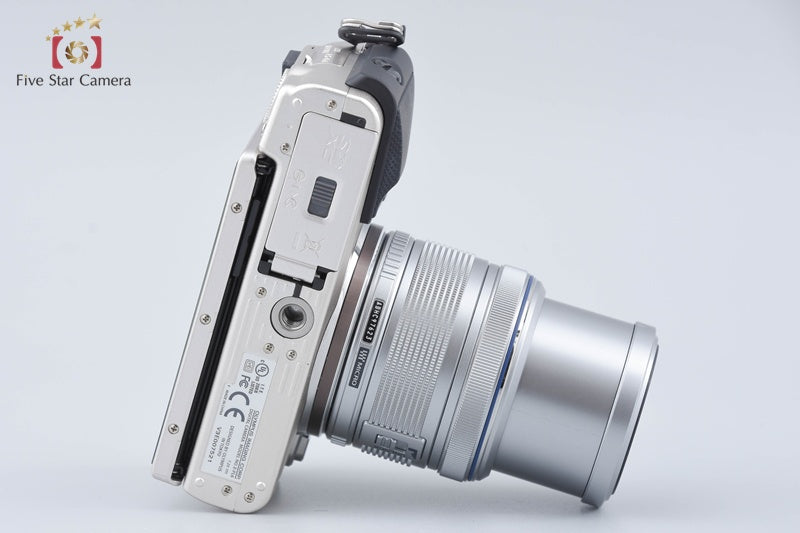 "Count 130" Olympus PEN Lite E-PL6 Silver 16.1 MP M.ZUIKO 14-42 II R Lens