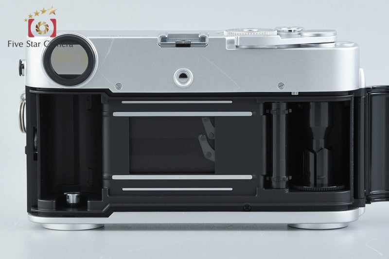 Zeiss Ikon ZM Silver 35mm Rangefinder Film Camera