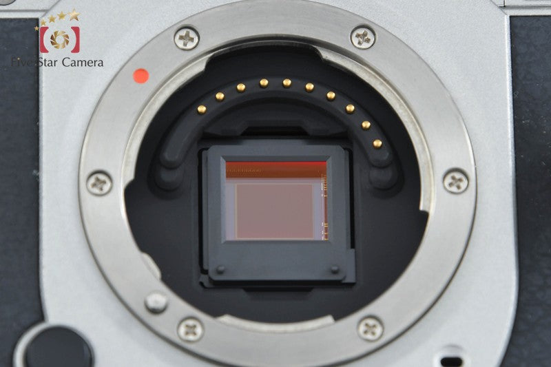 "Shutter count 2,597" PENTAX Q7 Silver 12.4 MP Digital Camera 5-15 Lens