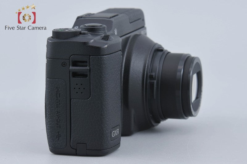 "Shutter count 5" Ricoh GXR 10.0 MP Digital Camera + P10 28-300mm f/3.5-5.6 VC