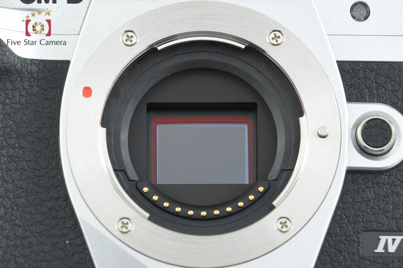 "Count 2,246" Olympus OM-D E-M10 Mark IV Silver 20.3 MP 14-42 40-150 Lenses