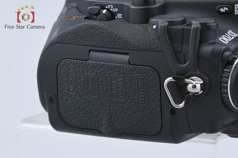 Nikon D700 12.1 MP Digtal SLR Camera Body