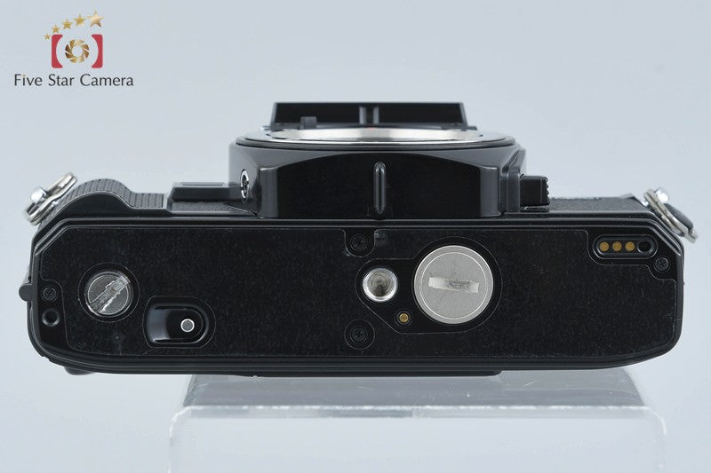 Minolta New X-700 35mm SLR Film Camera Body