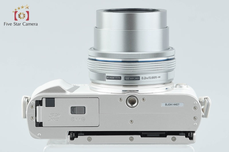 "Shutter count 645" Olympus E-PL9 White 16.1 MP Mirrorless Camera 14-42 Lens
