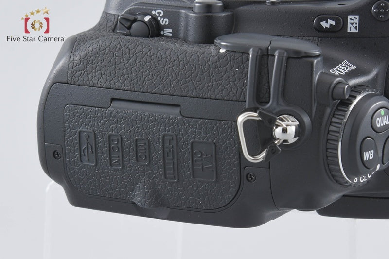 "Shutter count 737" Nikon D300S 12.3 MP Digital SLR Camera Body
